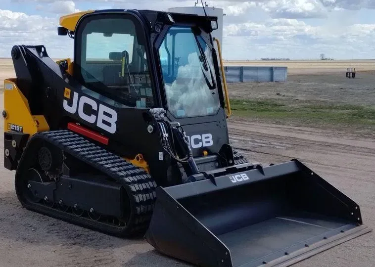 2021 JCB 215T